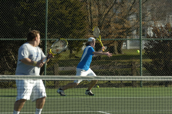 Clark Recreation Center, Outdoor Tennis Courts, open dawn til dusk.