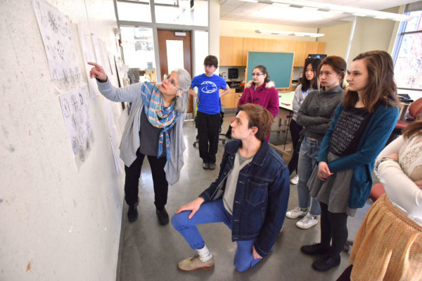 Art critique with Claudia Fieo