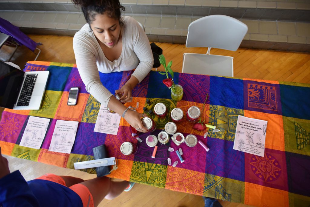 Fourteen student entrepreneurs showcase businesses at inaugural event