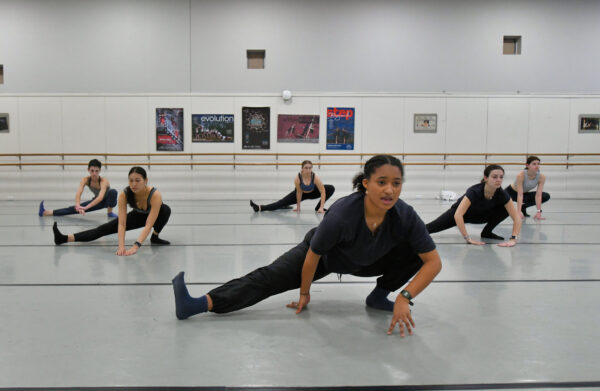 Izzi King ’22, a dancer with Urbanity Dance in Boston, works with members of the Wheaton College